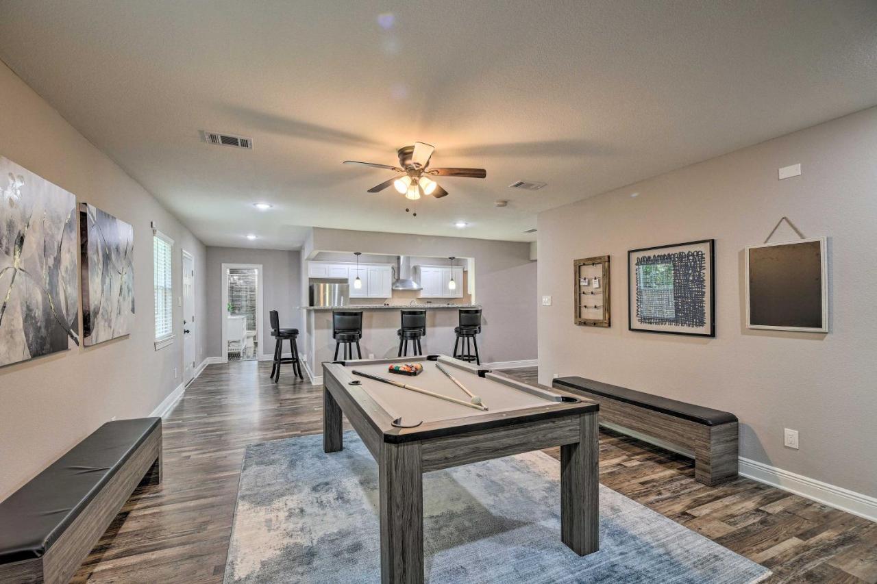 Spacious Houston Family Home With Game Room! Экстерьер фото