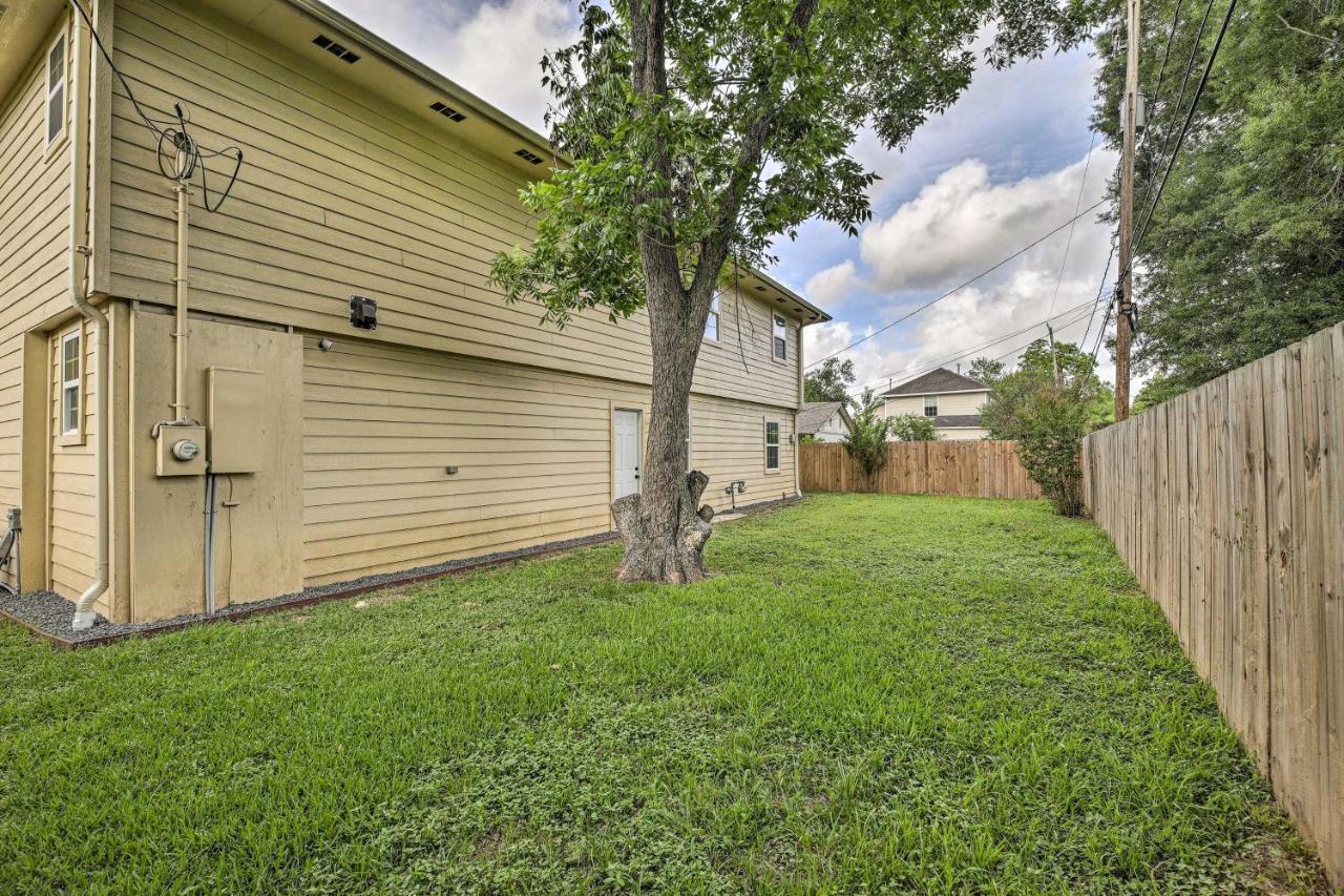 Spacious Houston Family Home With Game Room! Экстерьер фото